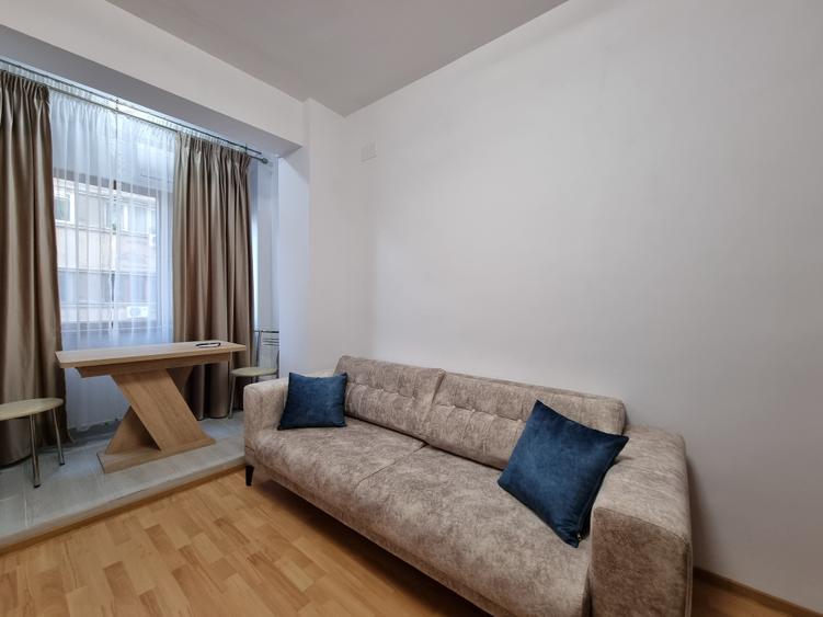 Apartament cu 2 camere semidecomandat în Universitate