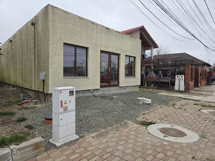 Spațiu comercial, de 89 mp, în Tuzla