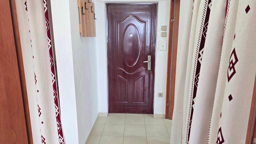 Apartament cu 2 camere decomandat în Gojdu