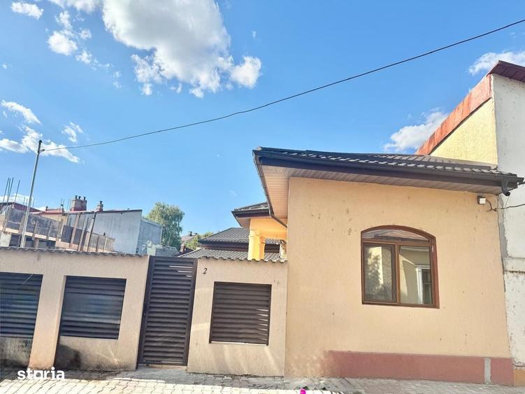 Casă cu 3 camere cu Teren 210 Mp în Central