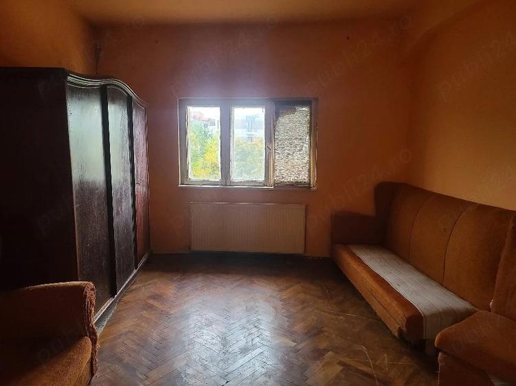 Apartament cu 2 camere nedecomandat în Parcul Carol