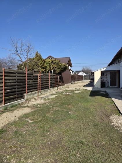 Casă cu Teren 2579 Mp în Colanu