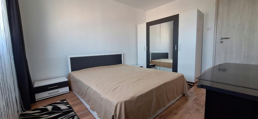 Apartament cu 3 camere decomandat în Tomis III