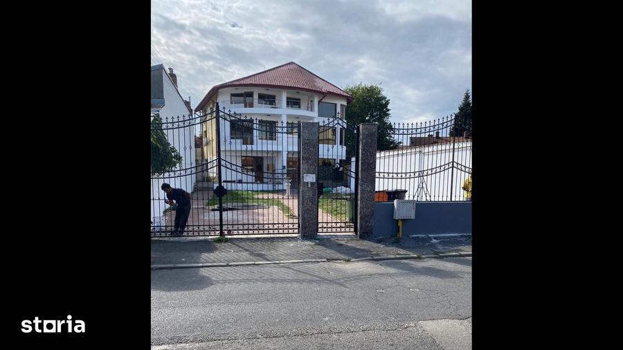 Casă cu Teren 600 Mp în Iancului