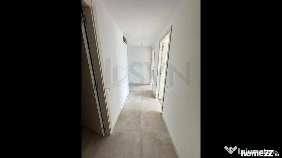 Apartament cu 4 camere decomandat în Costin Georgian
