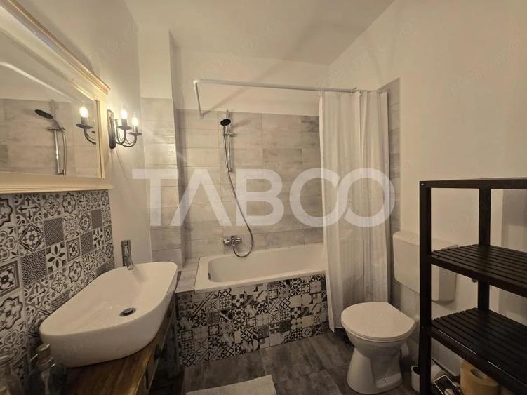 Apartament cu 4 camere decomandat în Central