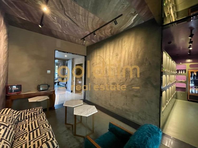 Apartament cu 3 camere decomandat, mobilat în Primăverii