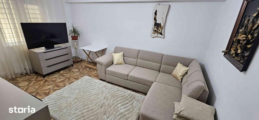 Apartament cu 2 camere decomandat în Ultracentral