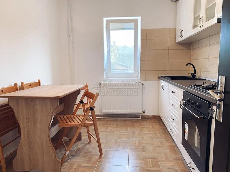 Apartament cu 2 camere semidecomandat în Sud