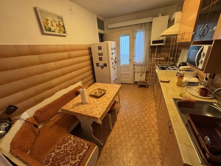 Persoana fizica dau in chirie ap 2 camere Zorilor - 1