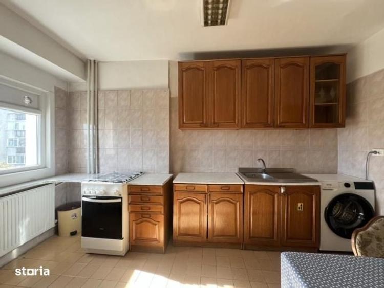 Apartament - 2 camere - Decomandat - Tineretului - 6