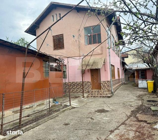 Casă cu 5 camere cu Teren 304 Mp în Cândești