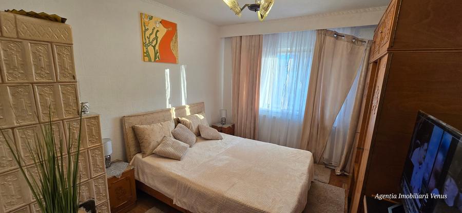 Apartament 2 camere C.Nationala Scoala 11 - 1