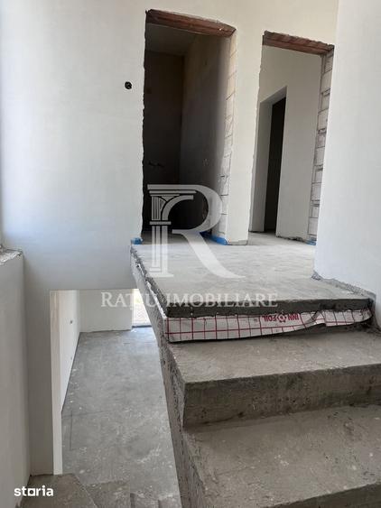 Casă cu 4 camere cu Teren 350 Mp în Iorga