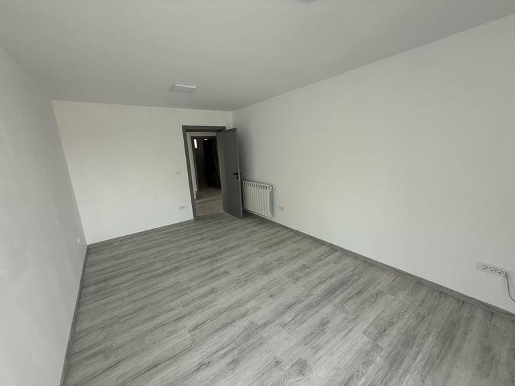 Spațiu comercial, de 100 mp, în Ultracentral