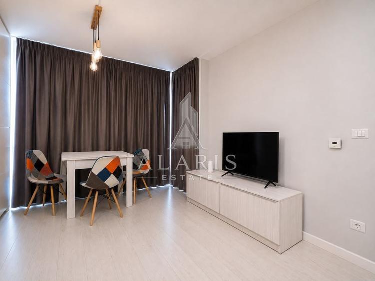 Apartament cu 2 camere semidecomandat, mobilat în Soarelui