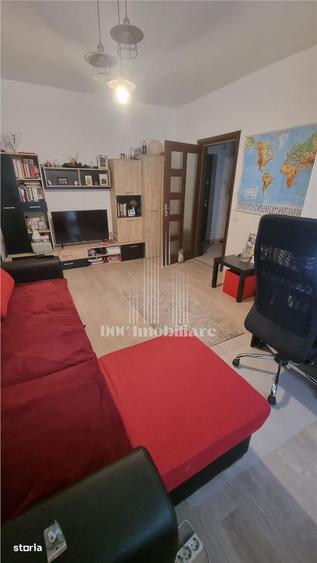 Apartament cu 2 camere decomandat, mobilat în Sălăjan