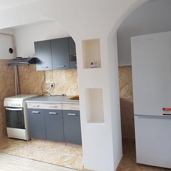 Apartament cu 4 camere decomandat în Dorobanți