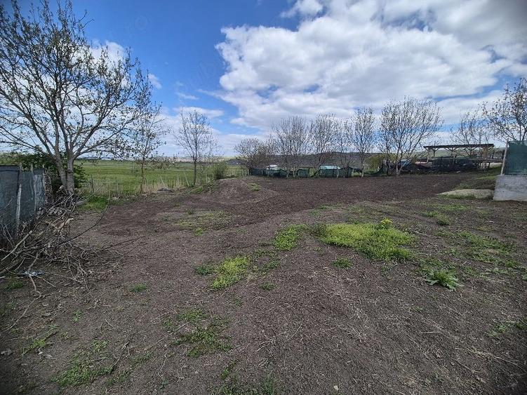 Teren de 1150 mp, în Moara Grecilor