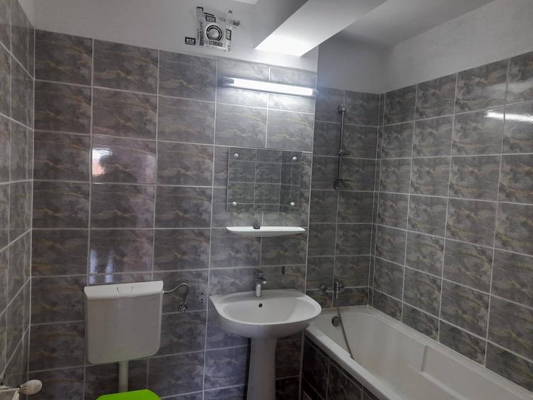 Apartament cu 2 camere decomandat în Zorilor
