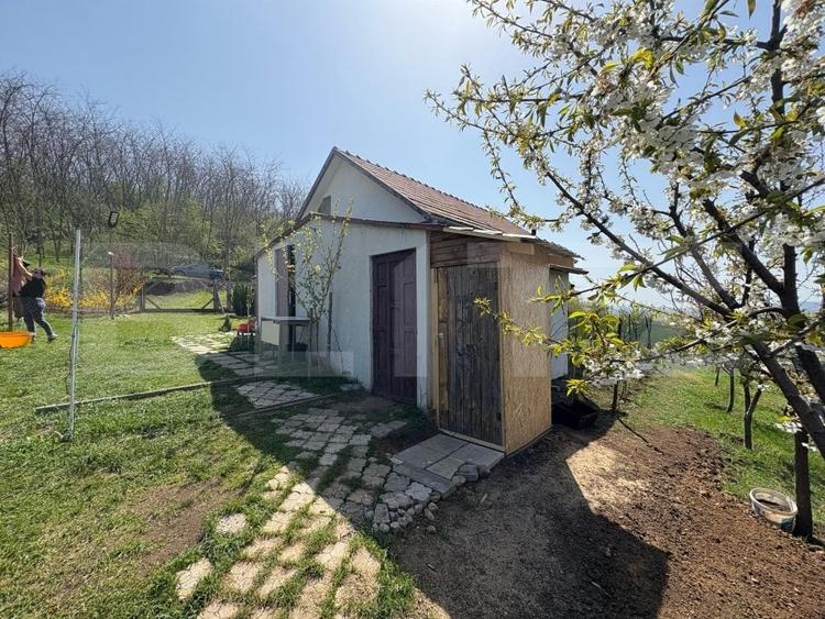 Casă individuală cu 2 camere cu Teren 585 Mp în Ciugud