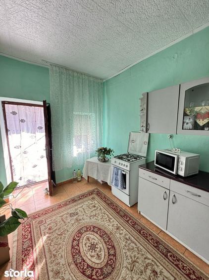 Casă cu 3 camere cu Teren 1413 Mp în Sânnicolau Român