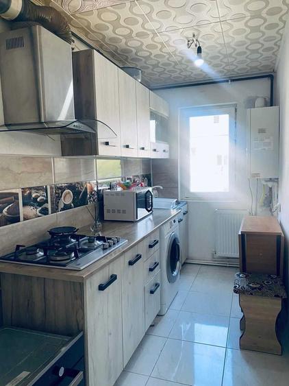 Inchiriez apartament 2 camere - 2