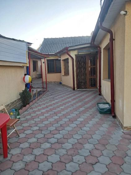 Casă cu Teren 287 Mp în Piața Nouă