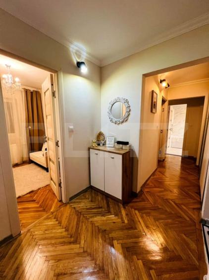 Apartament 3 camere de vanzare, zona Sovata - 1