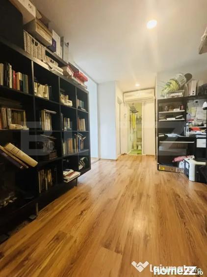 Apartament cu 3 camere decomandat în Torontalului