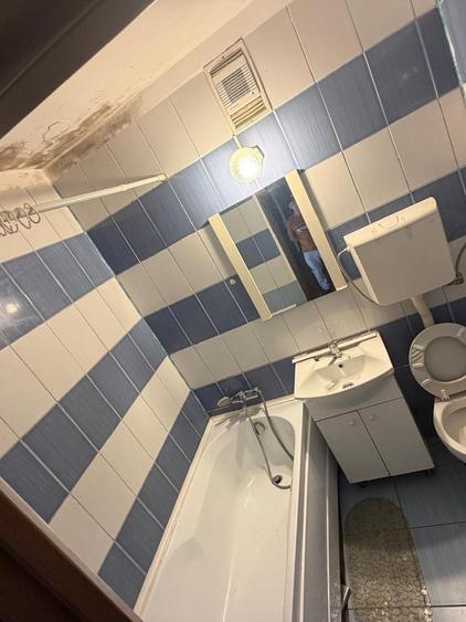 Apartament cu 3 camere semidecomandat în Drumul Taberei