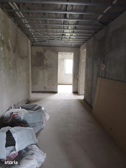 Casă cu Teren 1290 Mp în Central