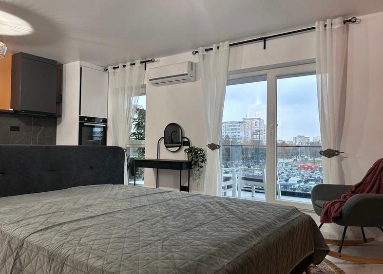 Inchiriere studio Sun Plaza Sun Royal View Piata Sudului - 1