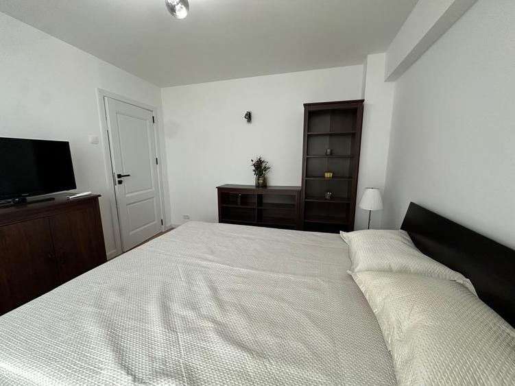 Apartament cu 2 camere decomandat în Matei Voievod