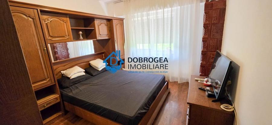 Apartament cu 4 camere decomandat, mobilat în E3