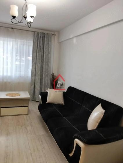 Apartament cu 2 camere decomandat în Filiași