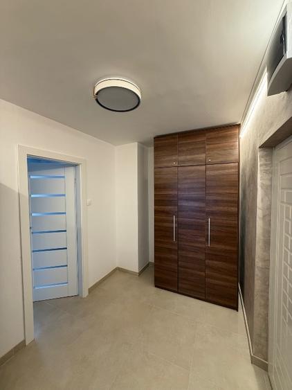 Apartament cu 2 camere semidecomandat, mobilat în Răcădău