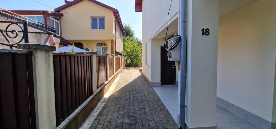Casă individuală cu 3 camere cu Canalizare în Bucureștii Noi