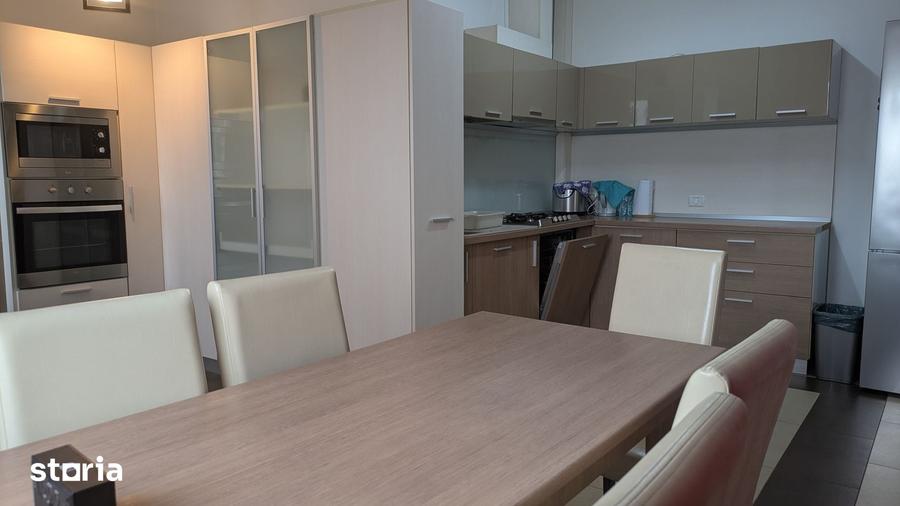Apartament cu 3 camere în Funcționarilor