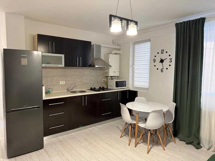 Apartament cu 2 camere decomandat în Sebastian