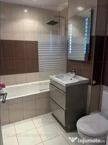 Apartament cu 3 camere decomandat în Astra