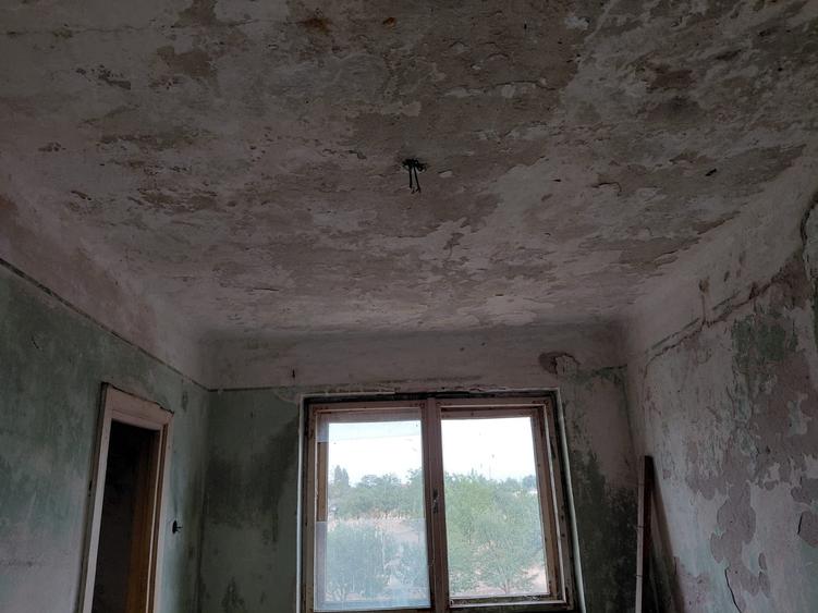 Apartament cu 4 camere decomandat în Nădlac