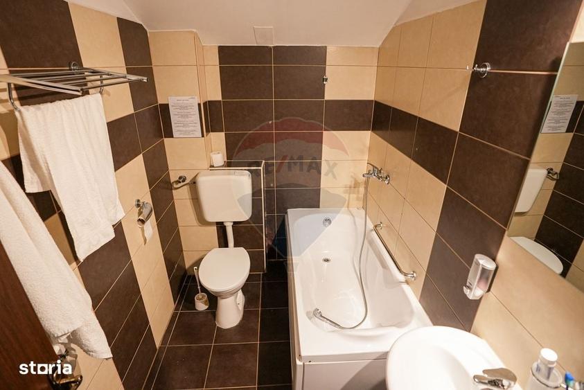 Spațiu comercial, de 860 mp, în Central