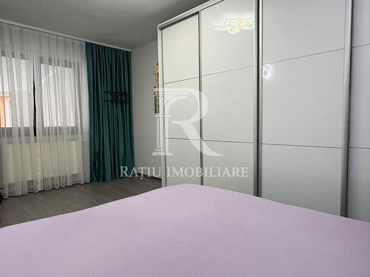Casă individuală cu 3 camere cu Canalizare în Ultracentral