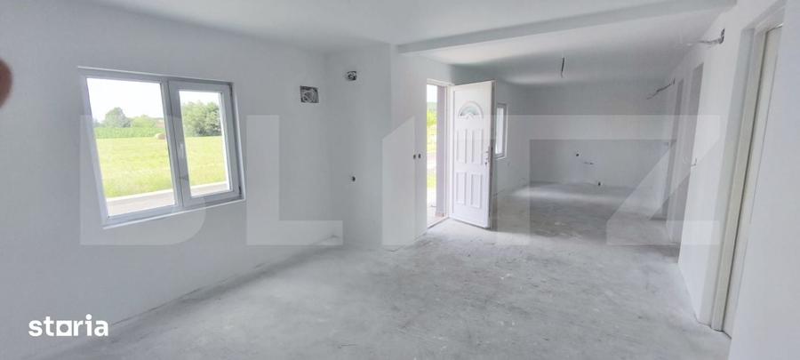 Casă cu 3 camere cu Teren 354 Mp în Suseni