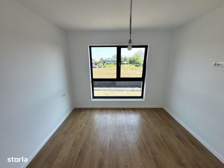 Casă cu 4 camere în Dancu