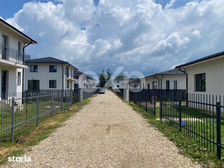 Casă cu 5 camere cu Teren 350 Mp în Ulmi