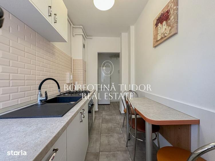 Apartament cu 3 camere decomandat în Horea