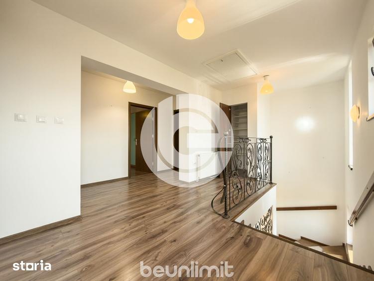 Casă cu 5 camere decomandat cu Teren 200 Mp în Trei Stejari