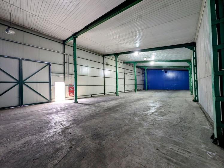 Spațiu industrial, de 800 mp, în Ștefăneștii de Jos